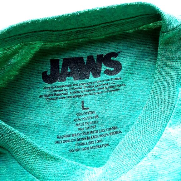 Universal Studios Jaws Cotton Large Men T Shirt Blue Aqua Short Sleeve - Picture 4 of 4